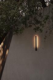 Aplique lineal LIME 600 negro 4,5W CCT Faro