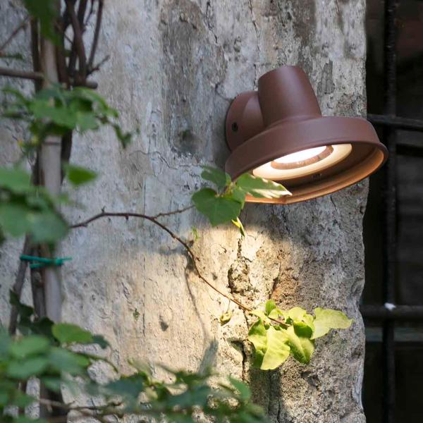 Aplique Bronx Faro. Iluminacion de Exterior. Marron