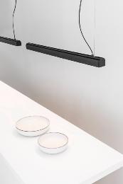 Lampara lineal VICO 600 negra con florón Faro Barcelona