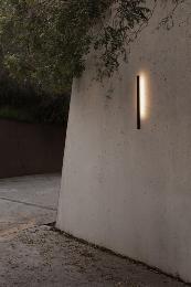 Aplique lineal LIME 600 negro 4,5W CCT Faro