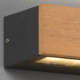 Aplique exterior DORO 220 madera Faro Barcelona