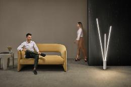 Lampara de pie Vertical Mantra Blanca - 3 Luces LED - 180cm