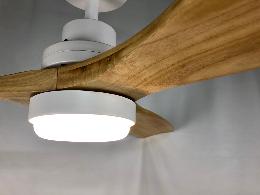Ventilador BRAGO Sunaca Luz LED - Motor DC 132cm Ø.