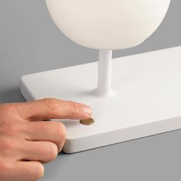 Sobremesa NIKO PC Con cargador movil blanco Faro