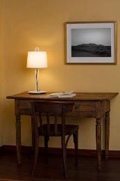 Sobremesa MONTREAL blanca/beige Faro Barcelona