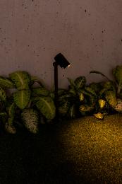 Proyector estaca Foc 520 LED gris oscuro Faro