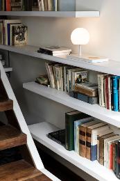 Sobremesa NIKO GLASS Con cargador movil blanco Faro