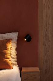 Aplique STAN negro con interruptor Faro Barcelona 