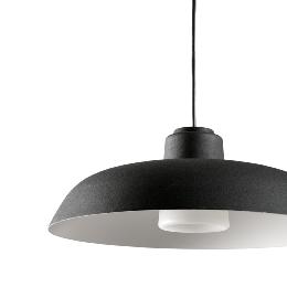 Colgante exterior SAGA negro Faro Barcelona